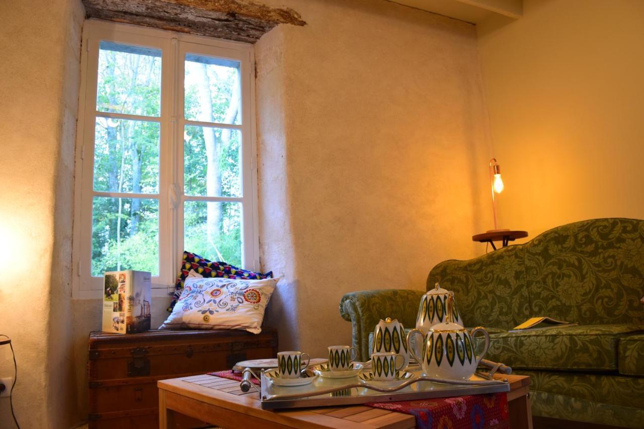 Hôtel Le Sanglier Hirsute à Mezieres-en-Brenne Extérieur photo